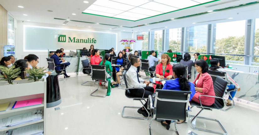 1900 1776 – liên hệ với hotline manulife để được giải đáp mọi thắc mắc