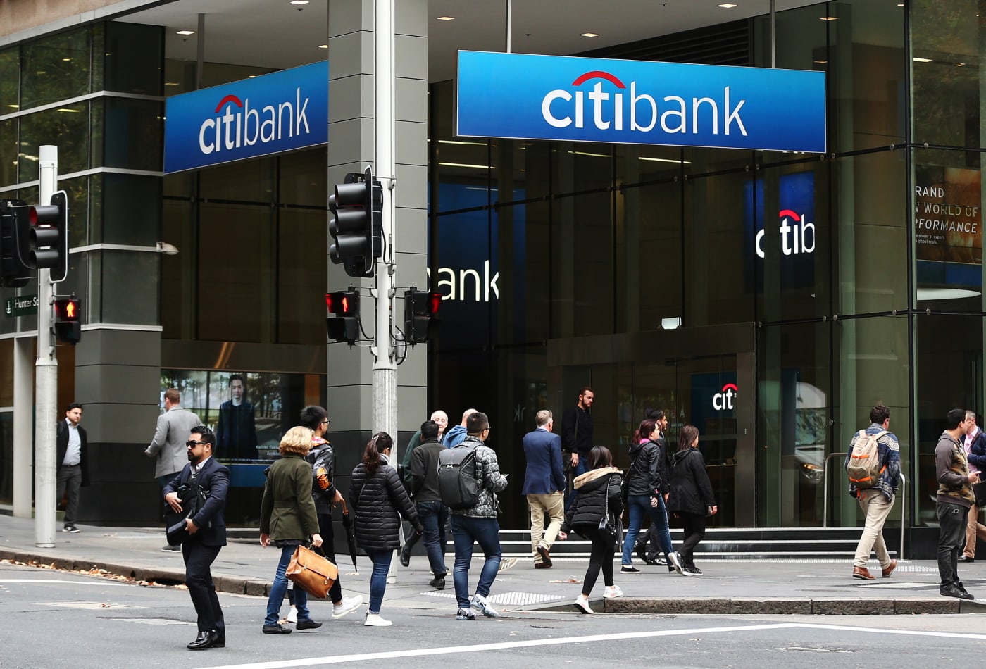 Mở Citi Rewards Credit Card tại quầy giao dịch chi nhánh ngân hàng Citibank