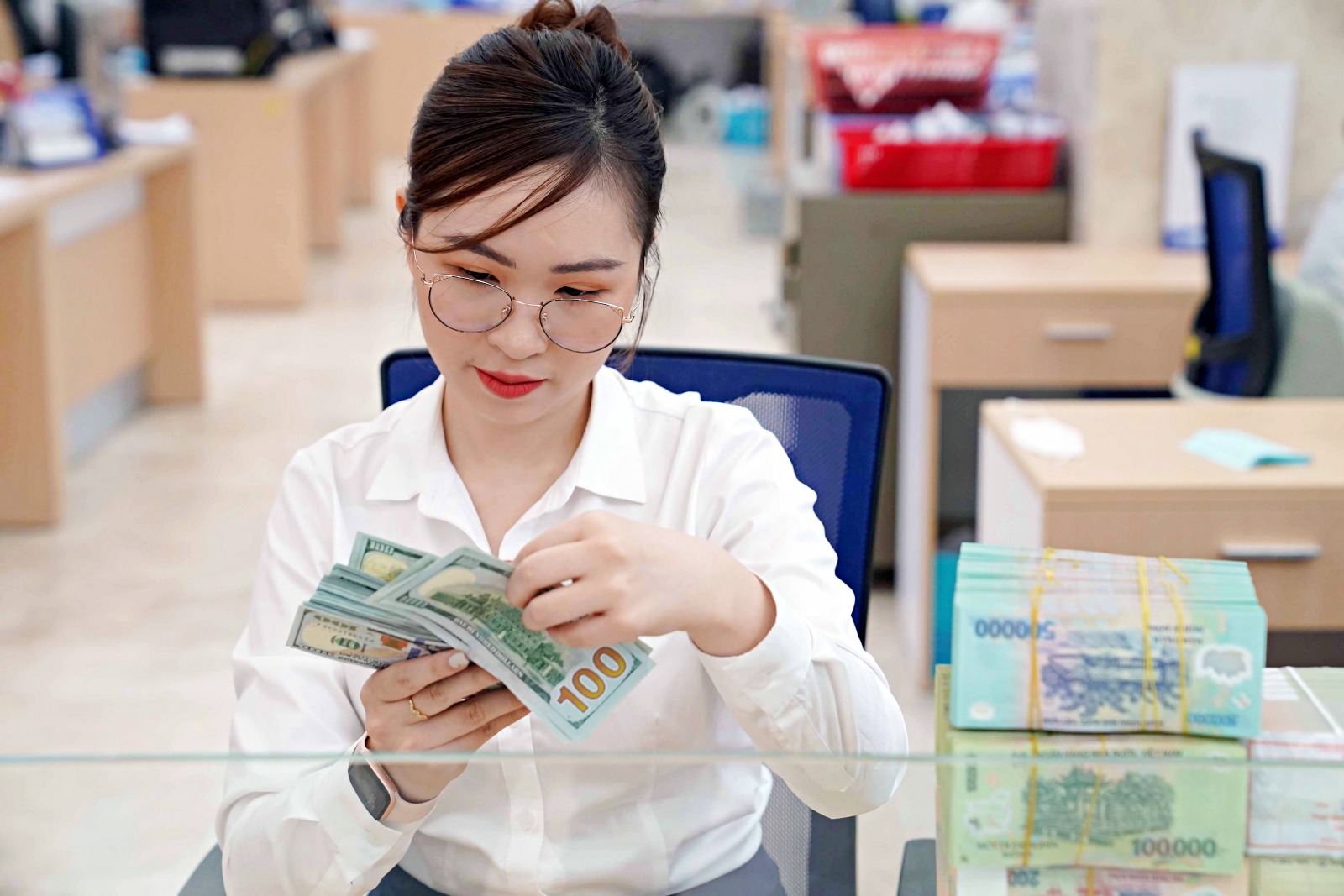 Gửi tiết kiệm tại ngân hàng Đông Á