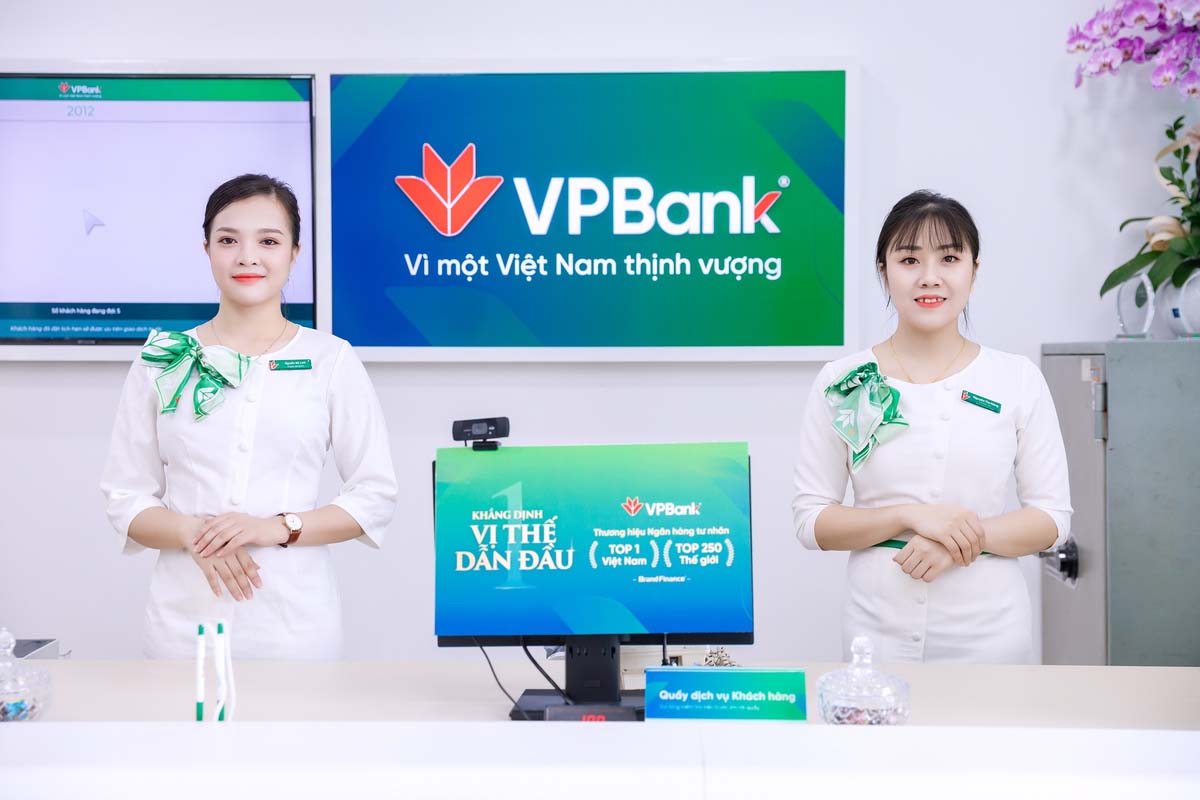 Bên phía phòng xử lý nợ VPBank sẽ gọi điện nhắc nhở bạn trả nợ đúng thời hạn